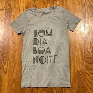 J.Crew tee Bom Dia Boa Noite